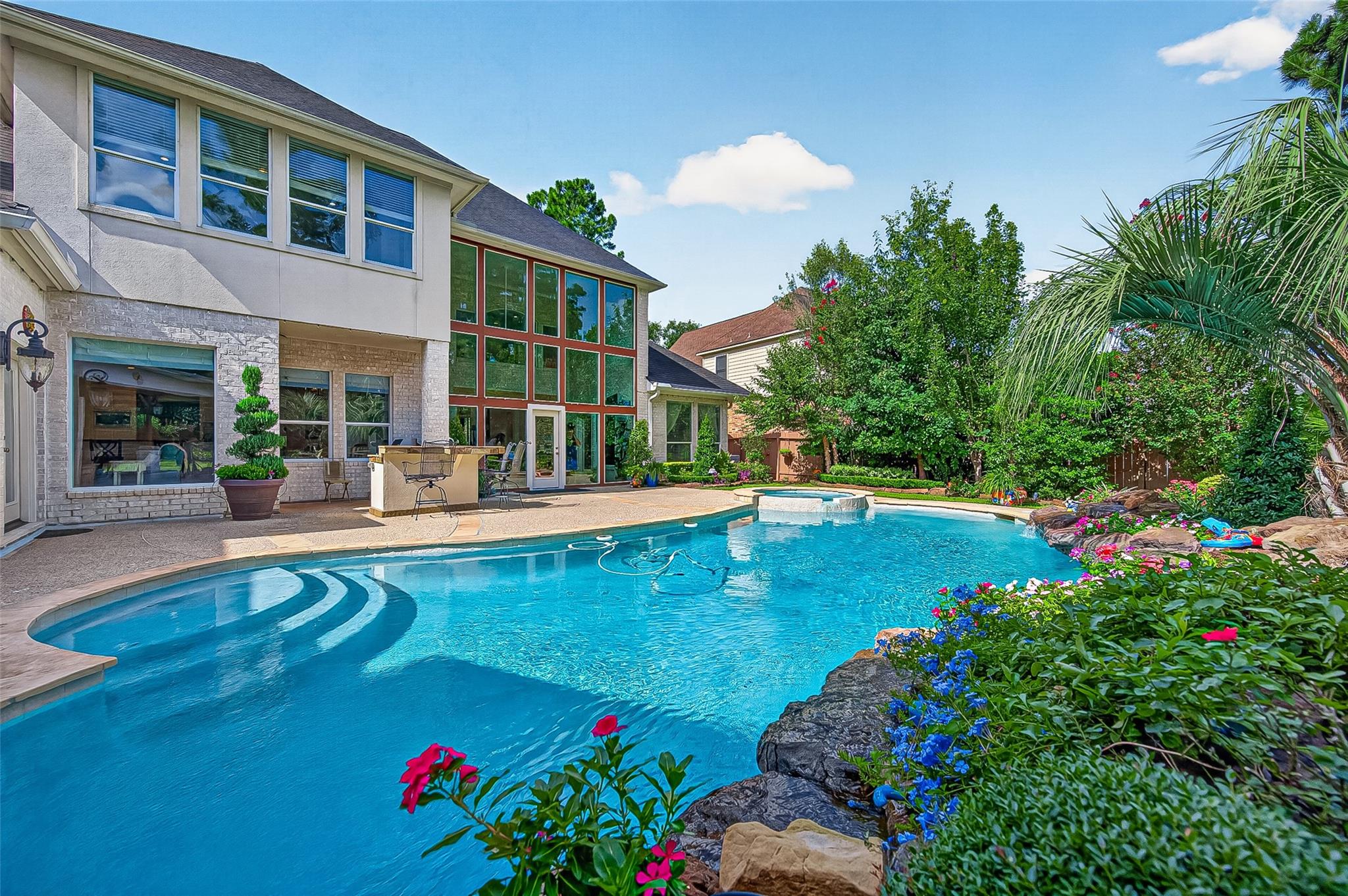 6118 Windrose Hollow Lane