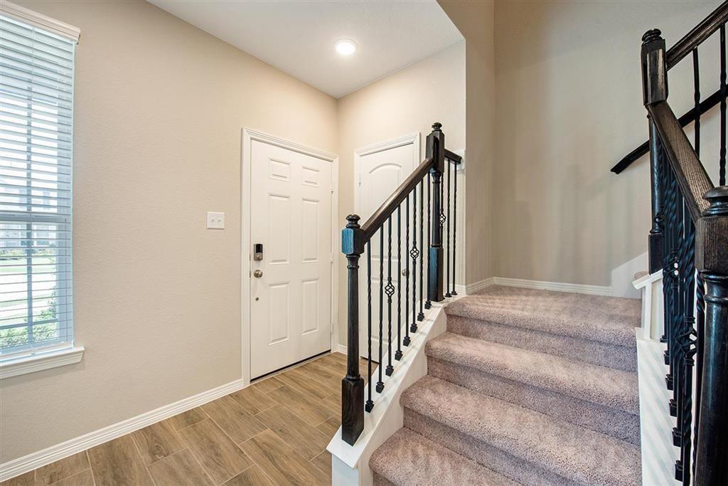8016 Scanlan Trail