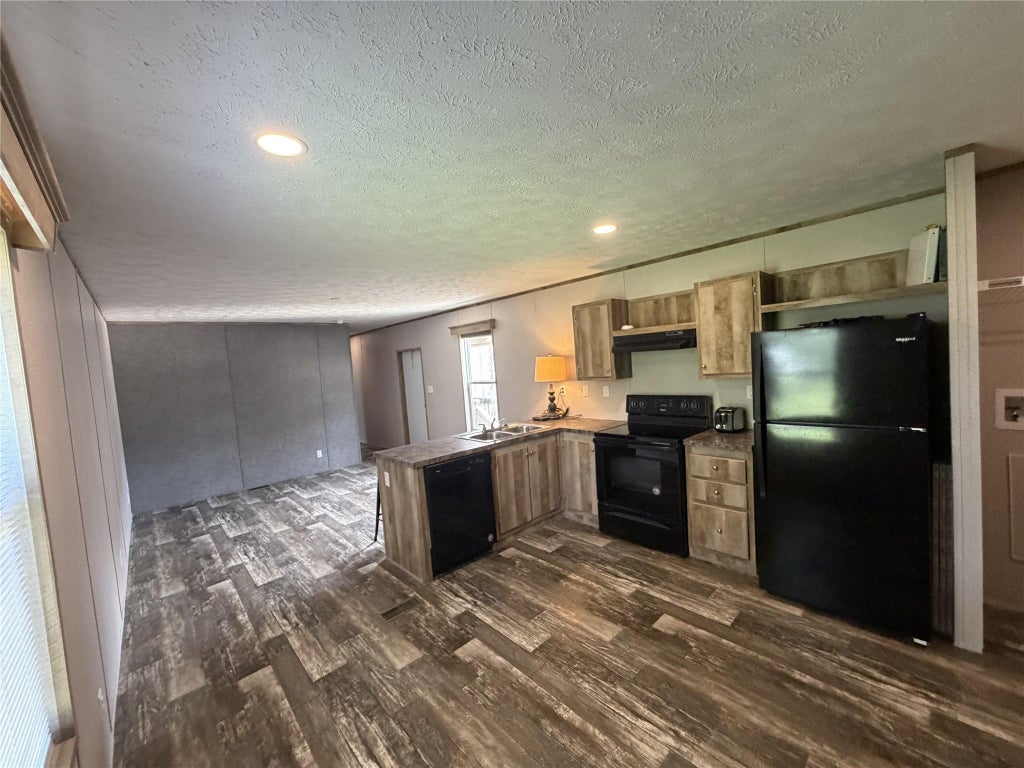 Photo of 2243 2243 County Road 130 3, Pearland, TX 77581 (MLS # 53058873)