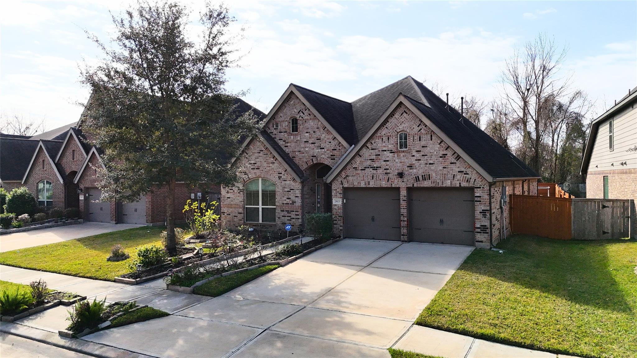 2823 Monarch Crossing