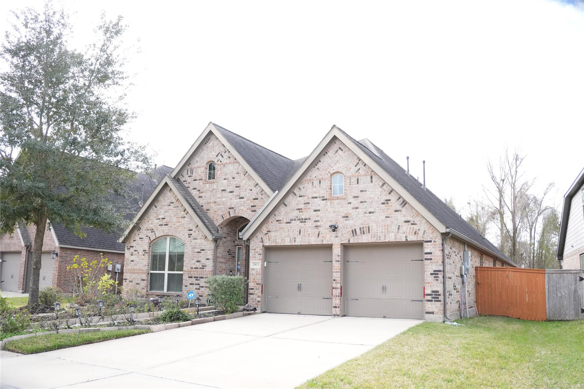 2823 Monarch Crossing