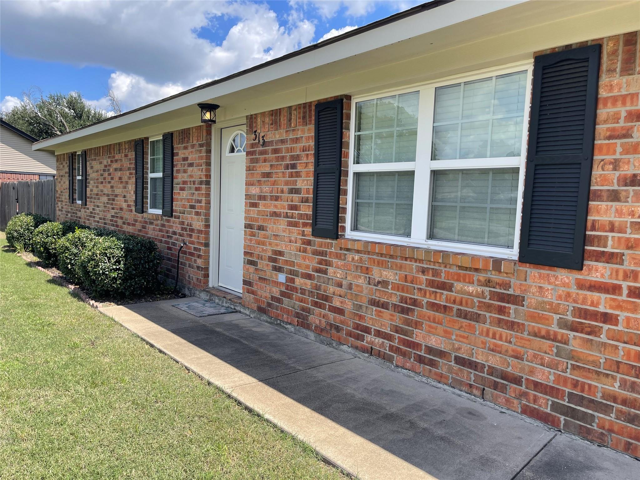 313 Jefferson Street