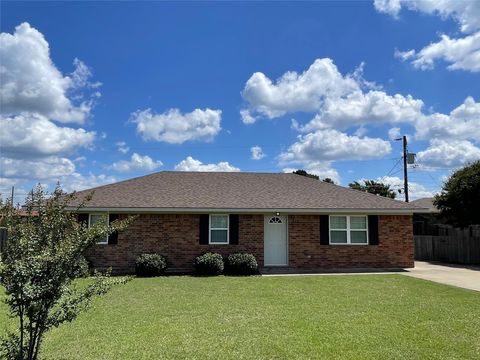 313 Jefferson Street Fairfield TX 75840