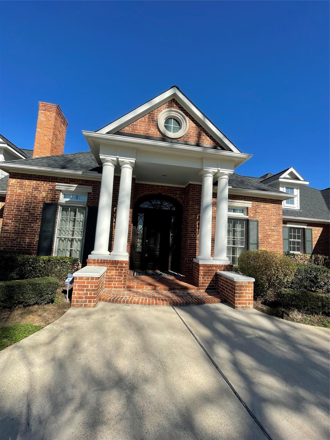 33218 W Forest Court