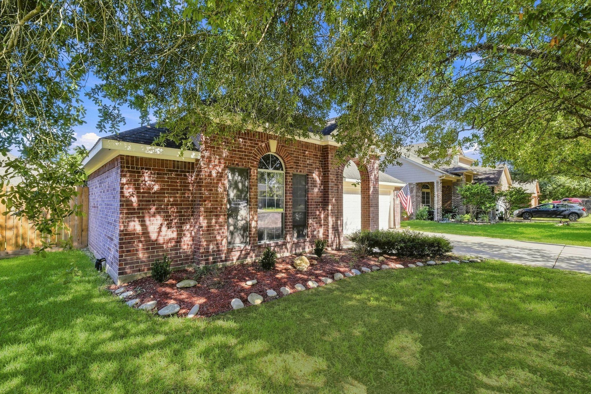 318 Magnolia Estates Drive