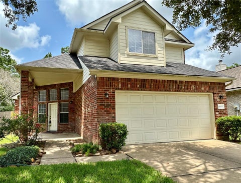 Photo of 16434 Pademelon Drive, Sugar Land, TX 77498 (MLS # 84136308)