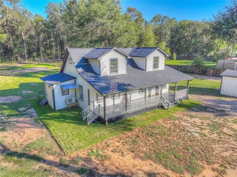 Homes For Sale - 420 Oak Forest Drive<br/> Shepherd, TX 77371