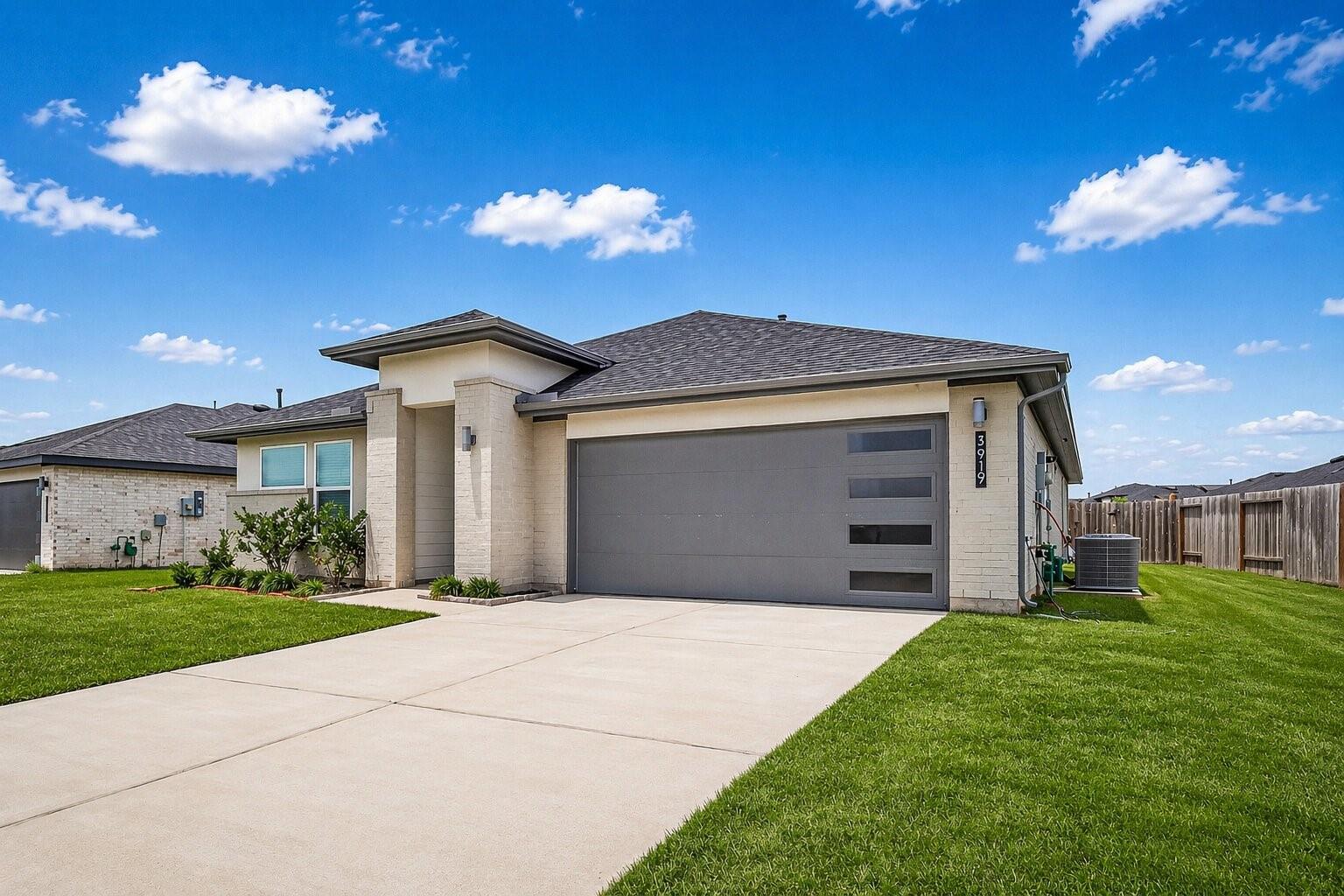 3919 Sparkman Lane