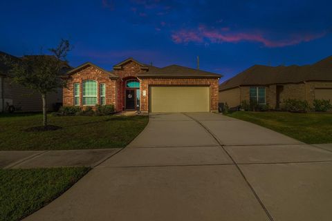 Photo of 7411 Merrylands Drive, Humble, TX 77346 (MLS # 67857048)