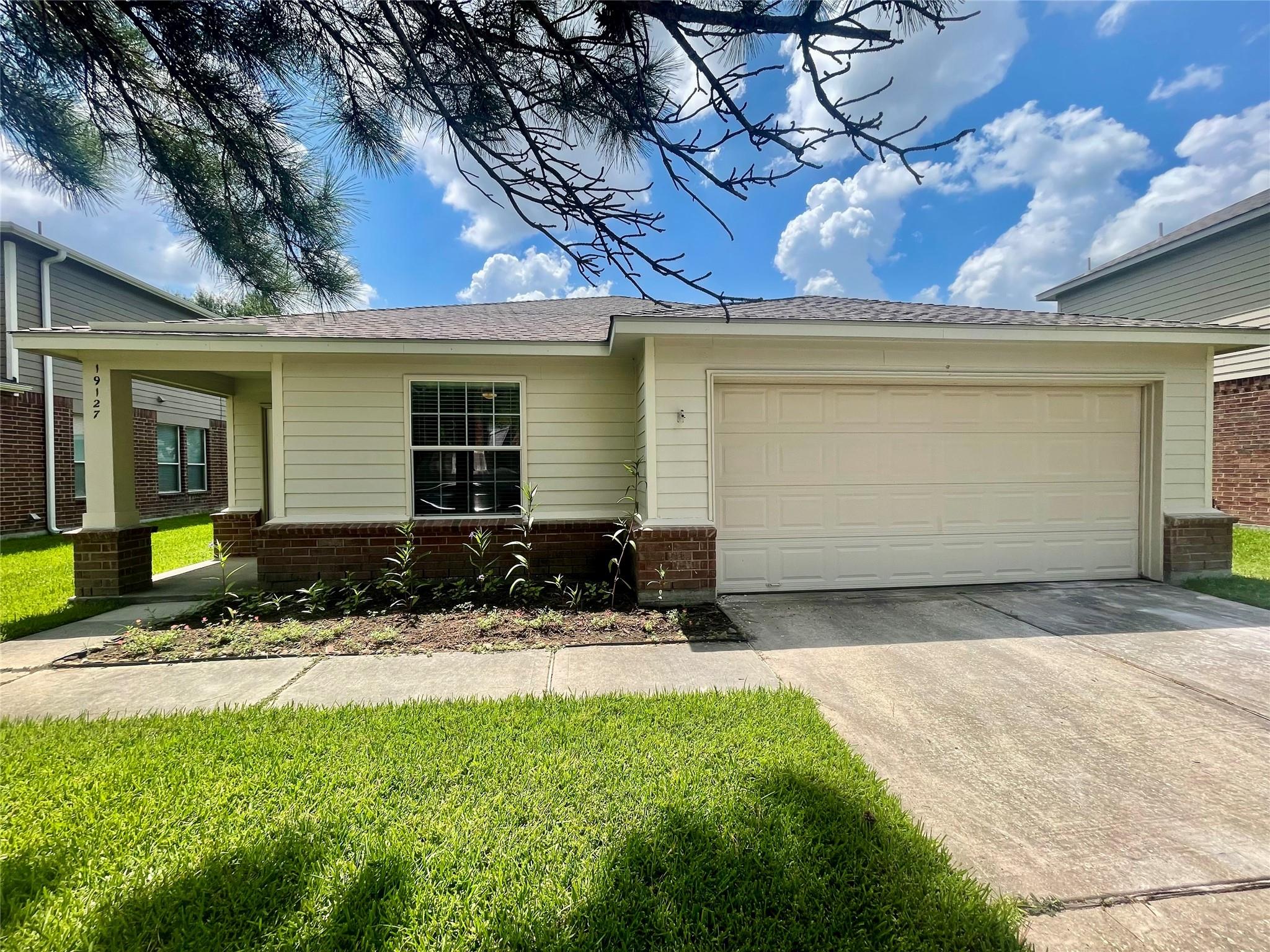 19127 Yaupon Ranch Drive