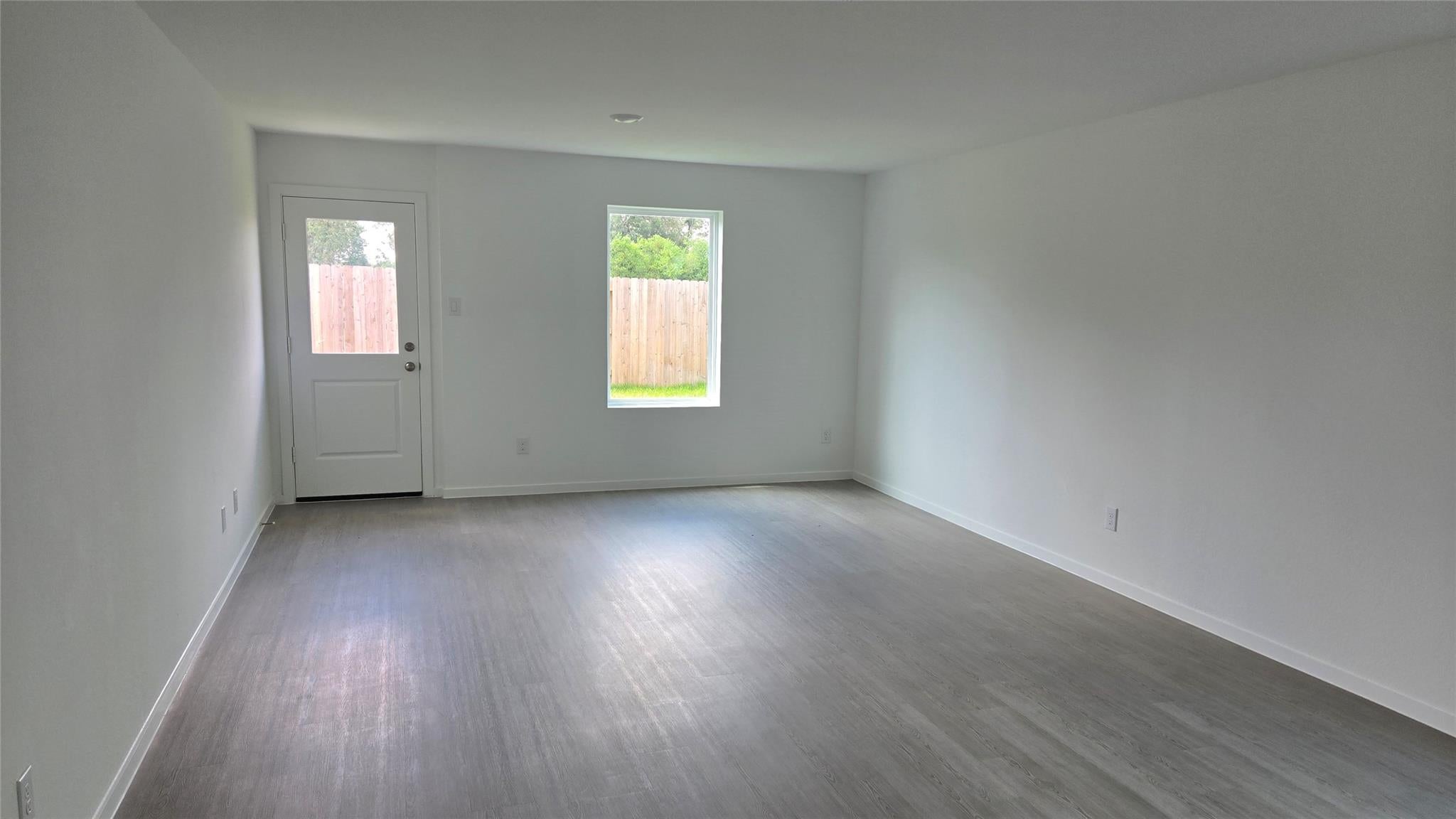 952 Pertuso Lane