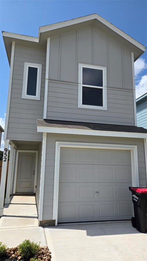 Photo of 952 Pertuso Lane, Huffman, TX 77336 (MLS # 4207898)