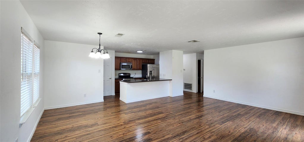 Photo of 3123 Silver Falls Drive, Houston, TX 77339 (MLS # 87155507)