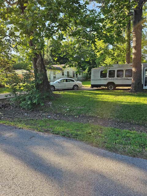 Vacant Land For Sale - 7423 Sundown Lot 163 Drive<br/> Houston, TX 77028