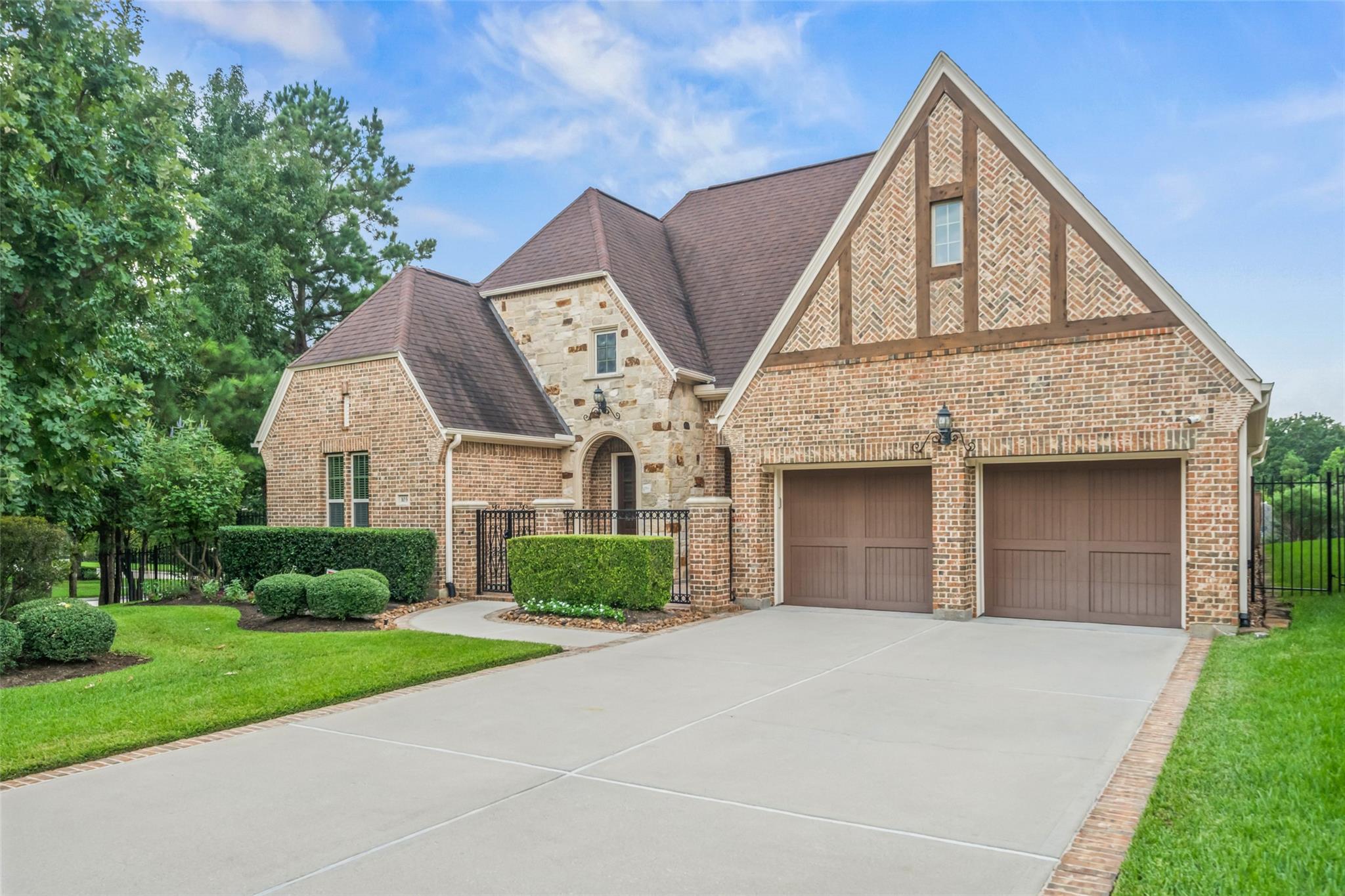103 Turnberry Court