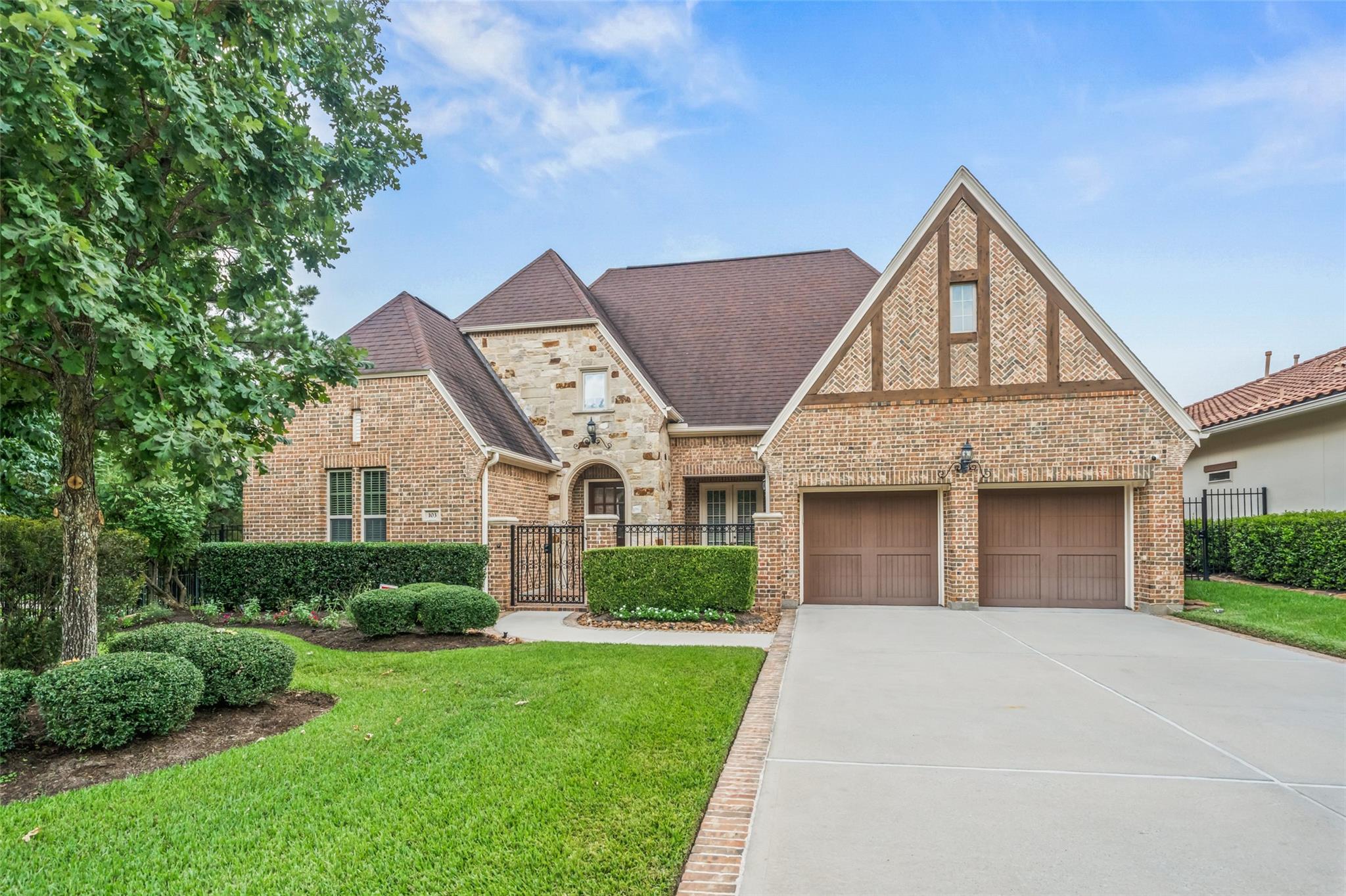 103 Turnberry Court