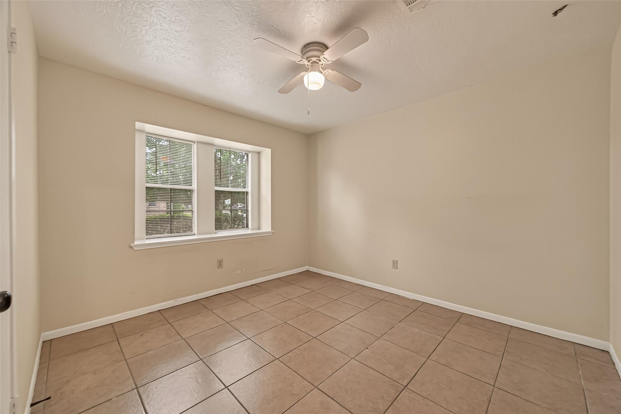 2302 Buchanan Drive