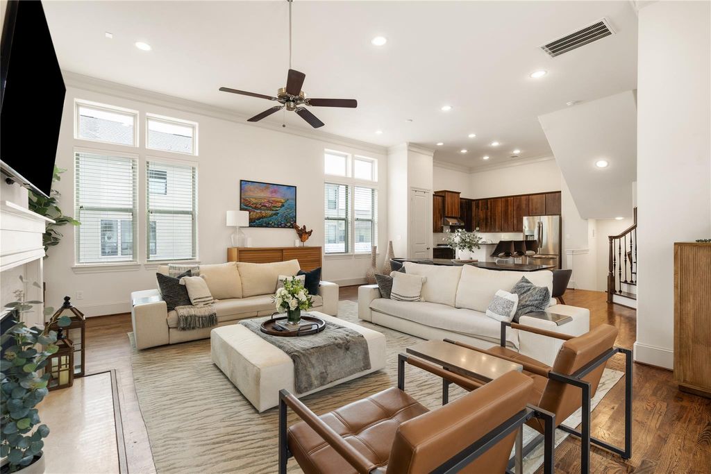 Photo of 5229 Petty Street #A, Houston, TX 77007 (MLS # 47279250)