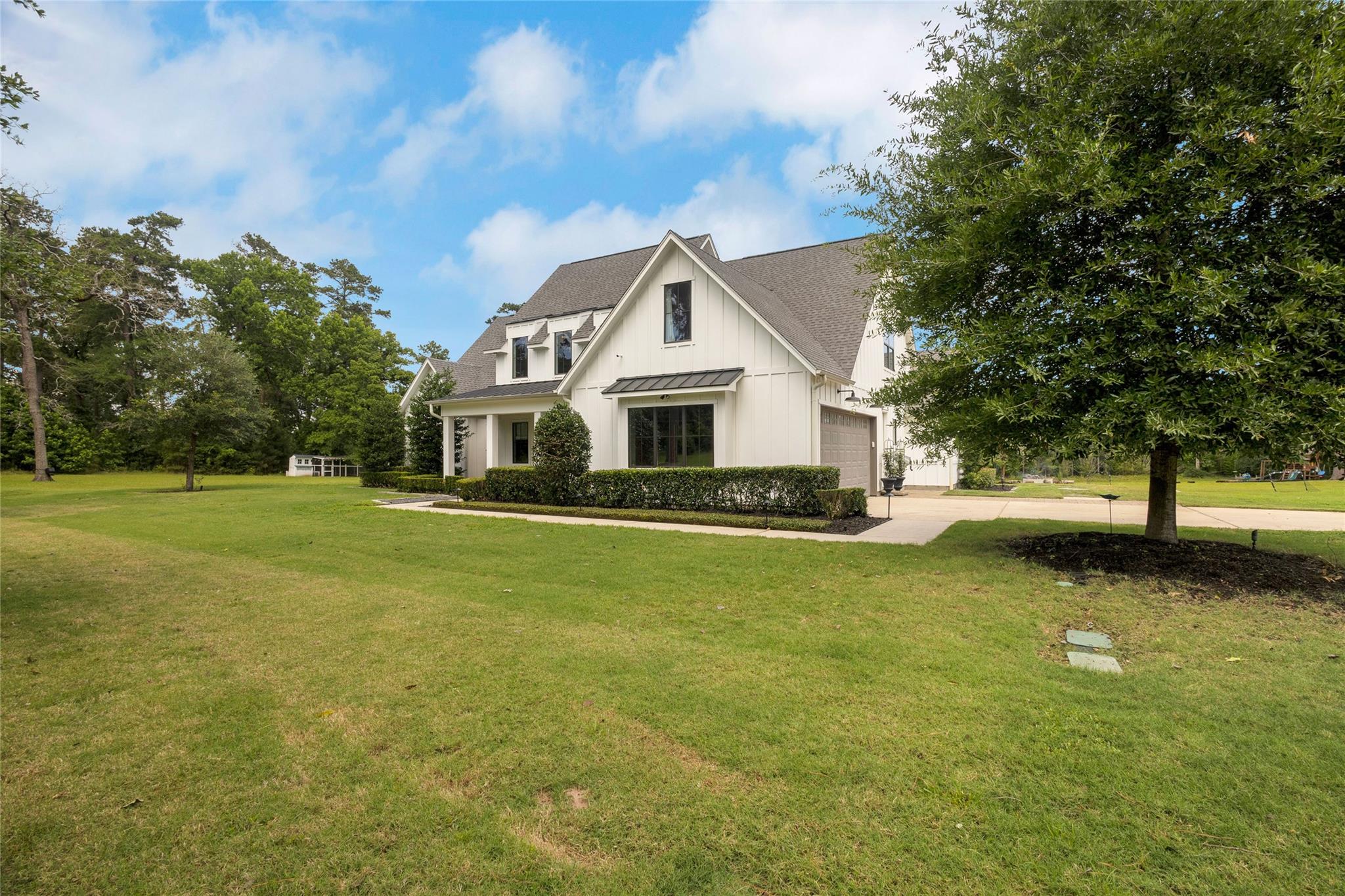 40498 Community Road