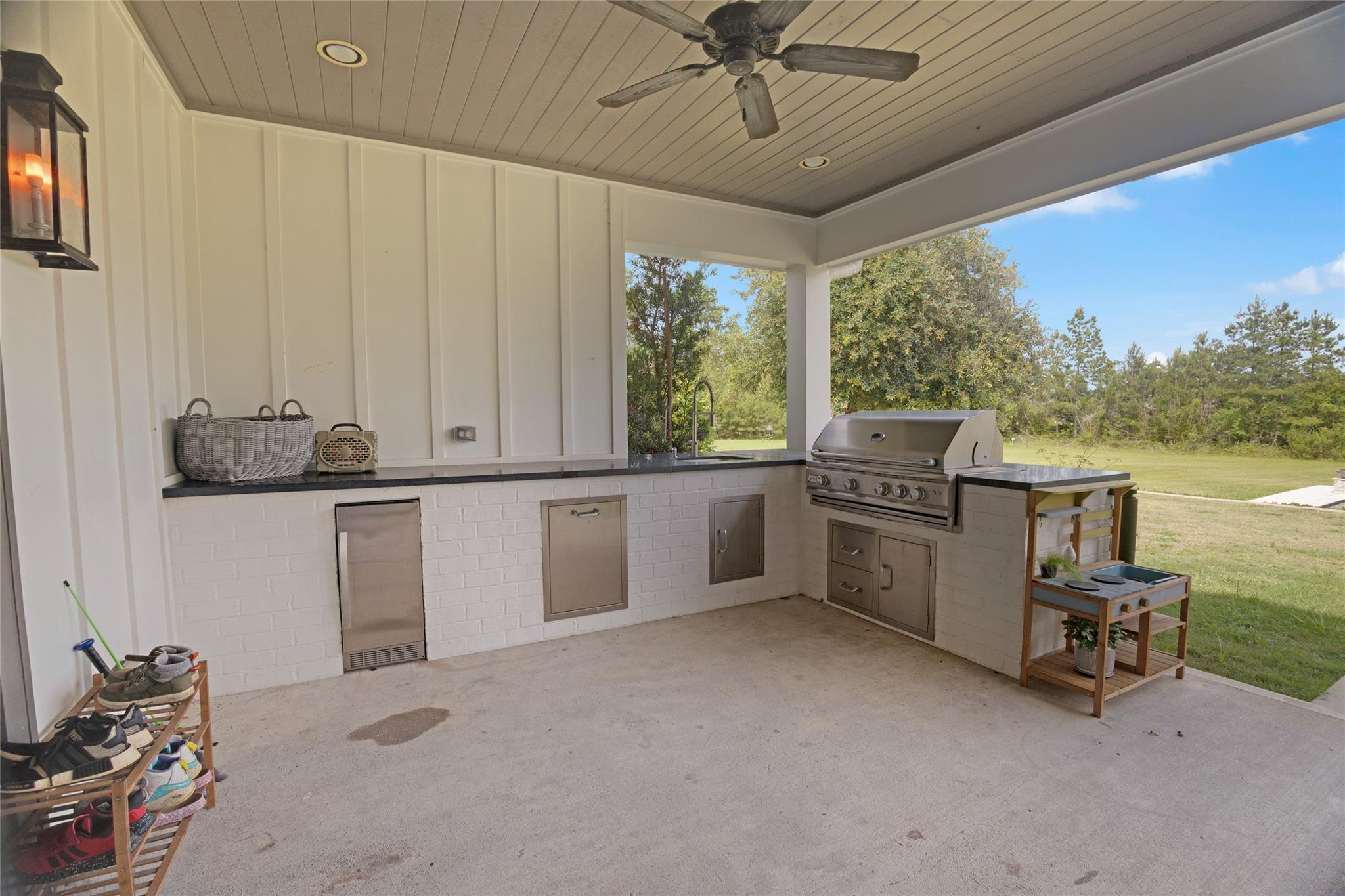 40498 Community Road