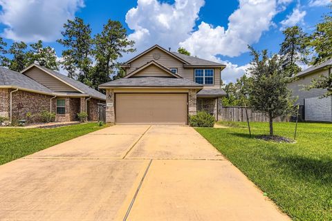 Photo of 1352 Winding Willow Drive, Pinehurst, TX 77362 (MLS # 75730659) Photo of 1352 Winding Willow Drive, Pinehurst, TX 77362 (MLS # 75730659)