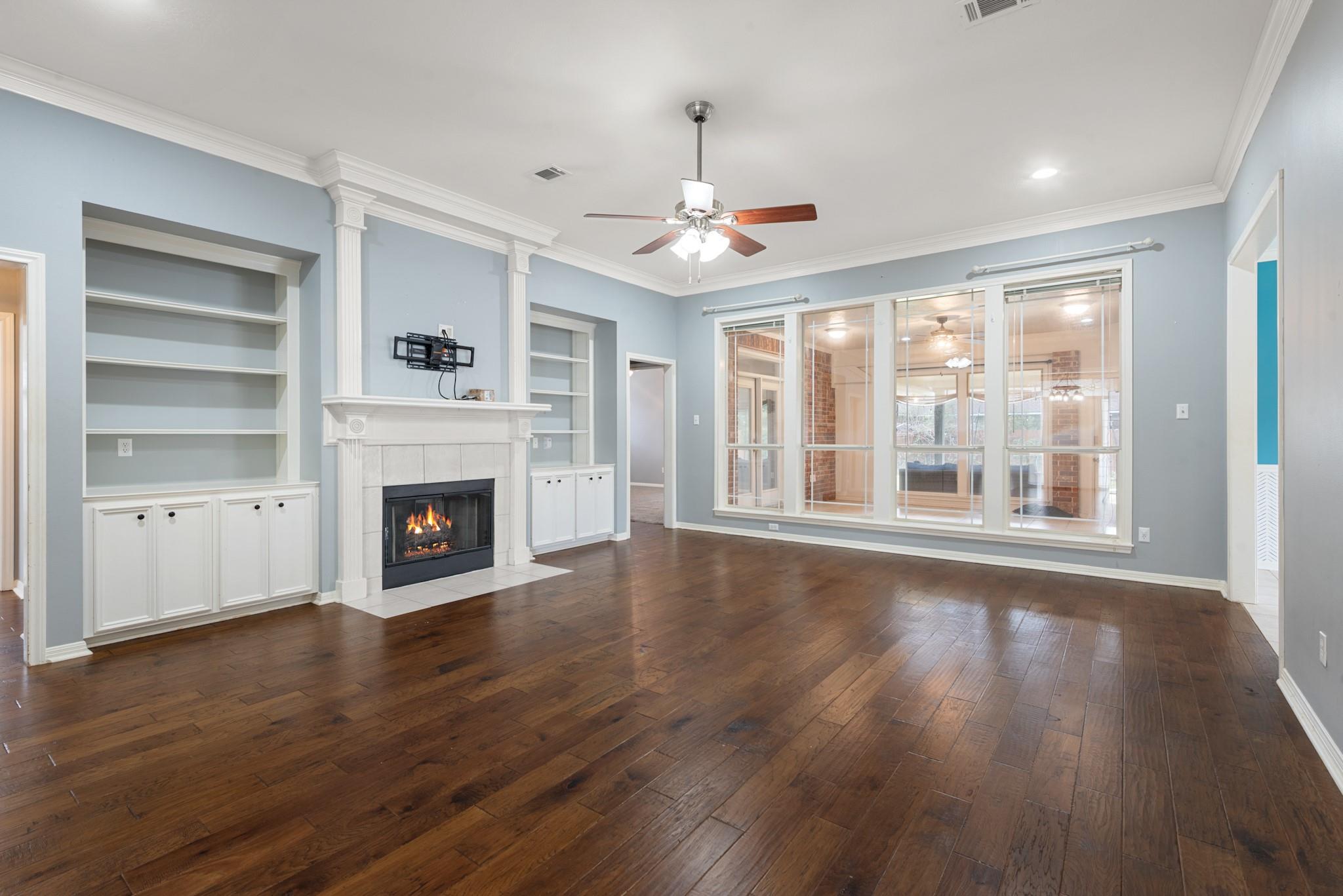 814 Royal Adelade Drive