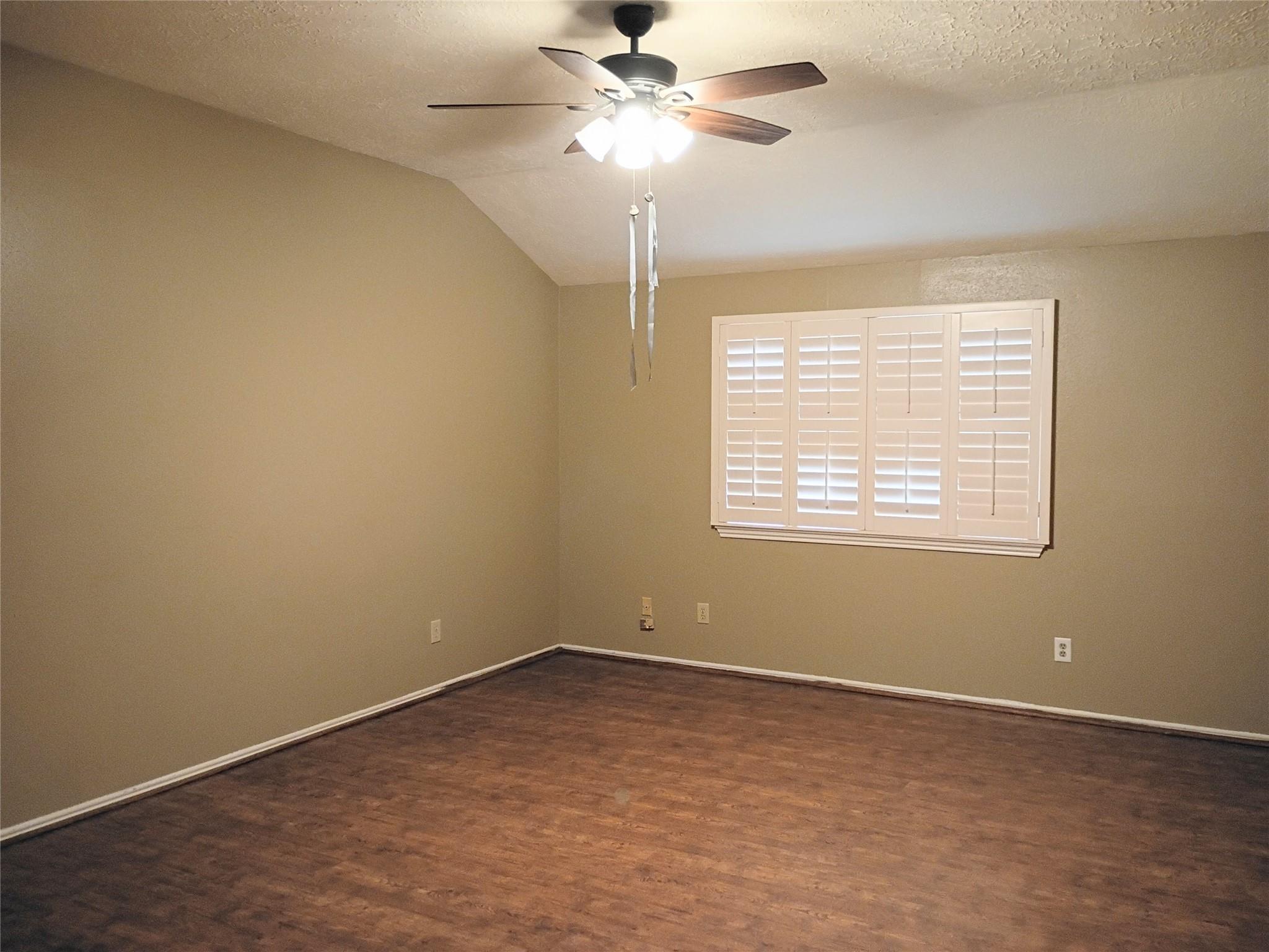 21406 Golden Dove Drive