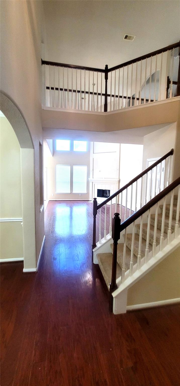 6023 Schaumburg Drive