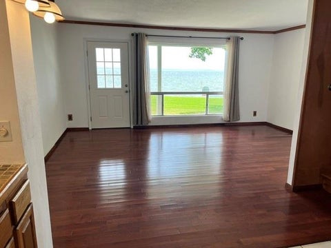 Townhouse For Sale - 100 Edgewater Drive #45<br/> Livingston, TX 77351
