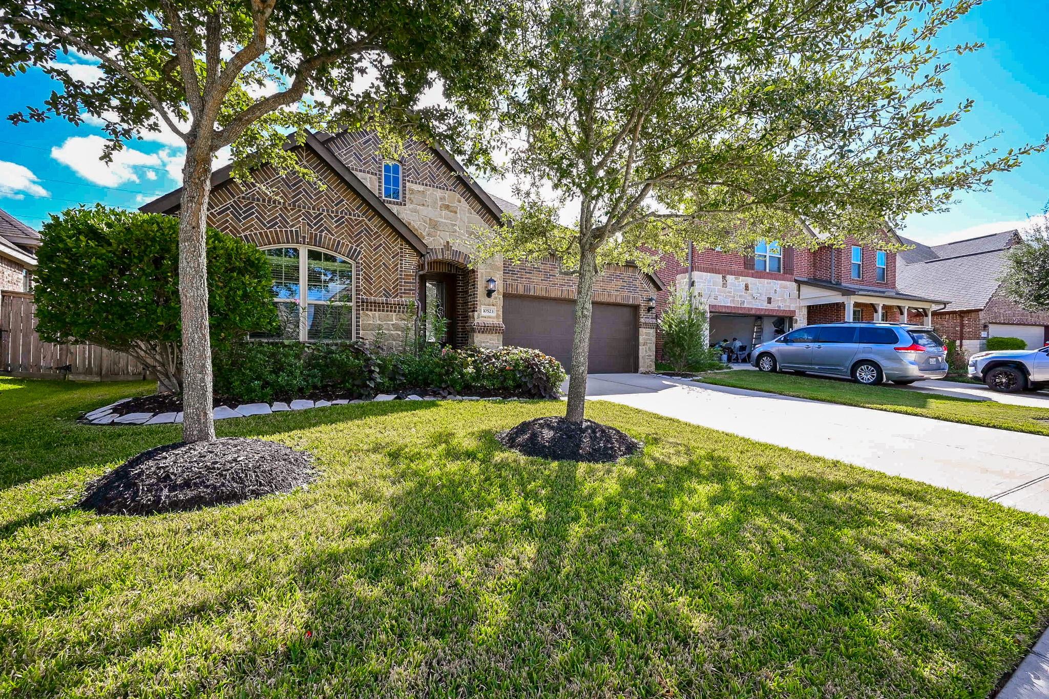 10523 Paula Bluff Lane