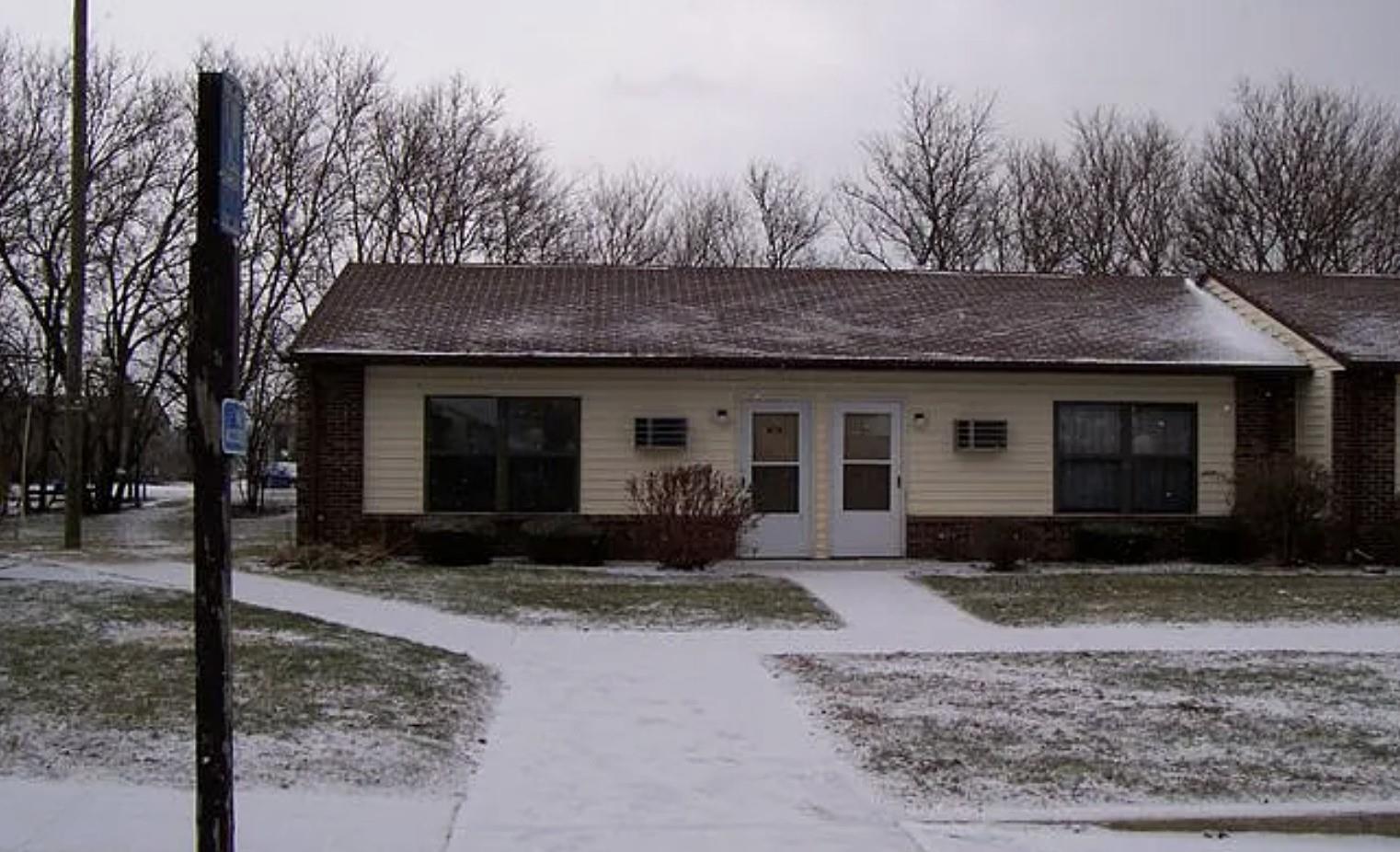 Photo 1 of 15 — 418 Cadillac, Other, IN 46767
