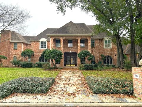 Homes For Sale - 8903 Tranquil Park Drive<br/> Spring, TX 77379