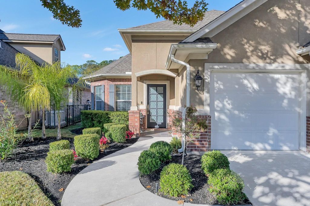 Photo of 11068 First Light, Montgomery, TX 77356 (MLS # 85139937)