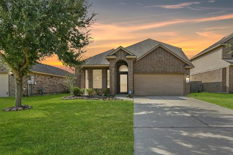 Photo of 21611 Champagne Drive W, Porter, TX 77365 (MLS # 82317063)