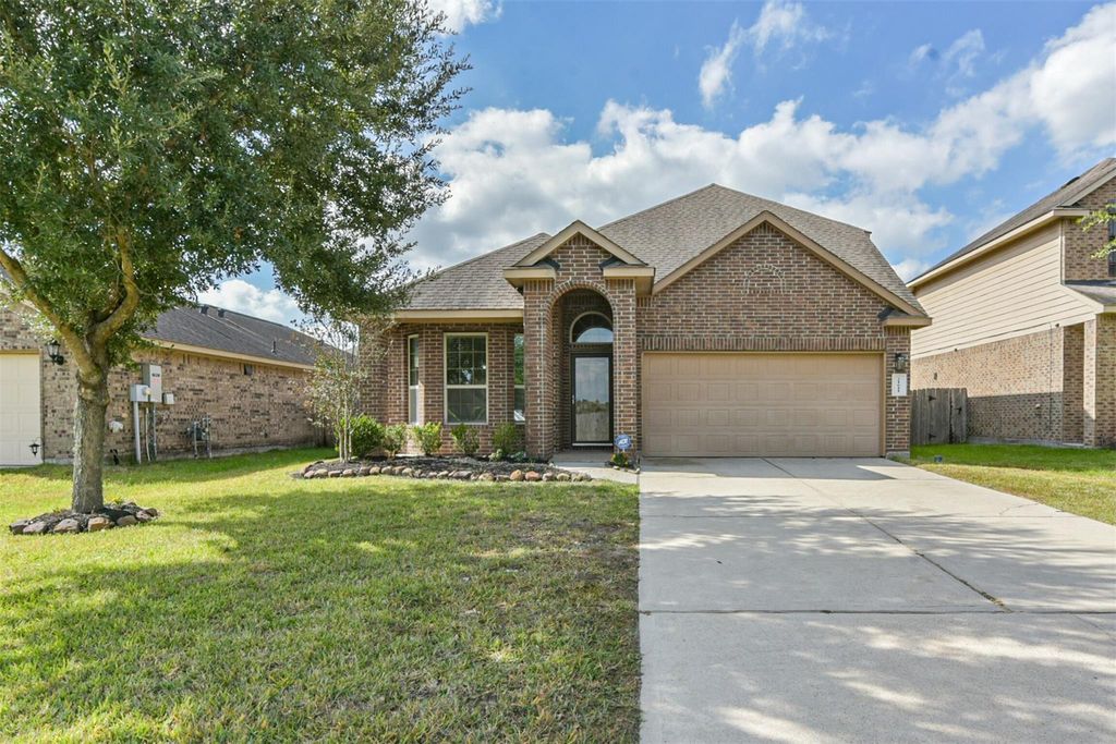 Photo of 21611 Champagne Drive W, Porter, TX 77365 (MLS # 82317063)