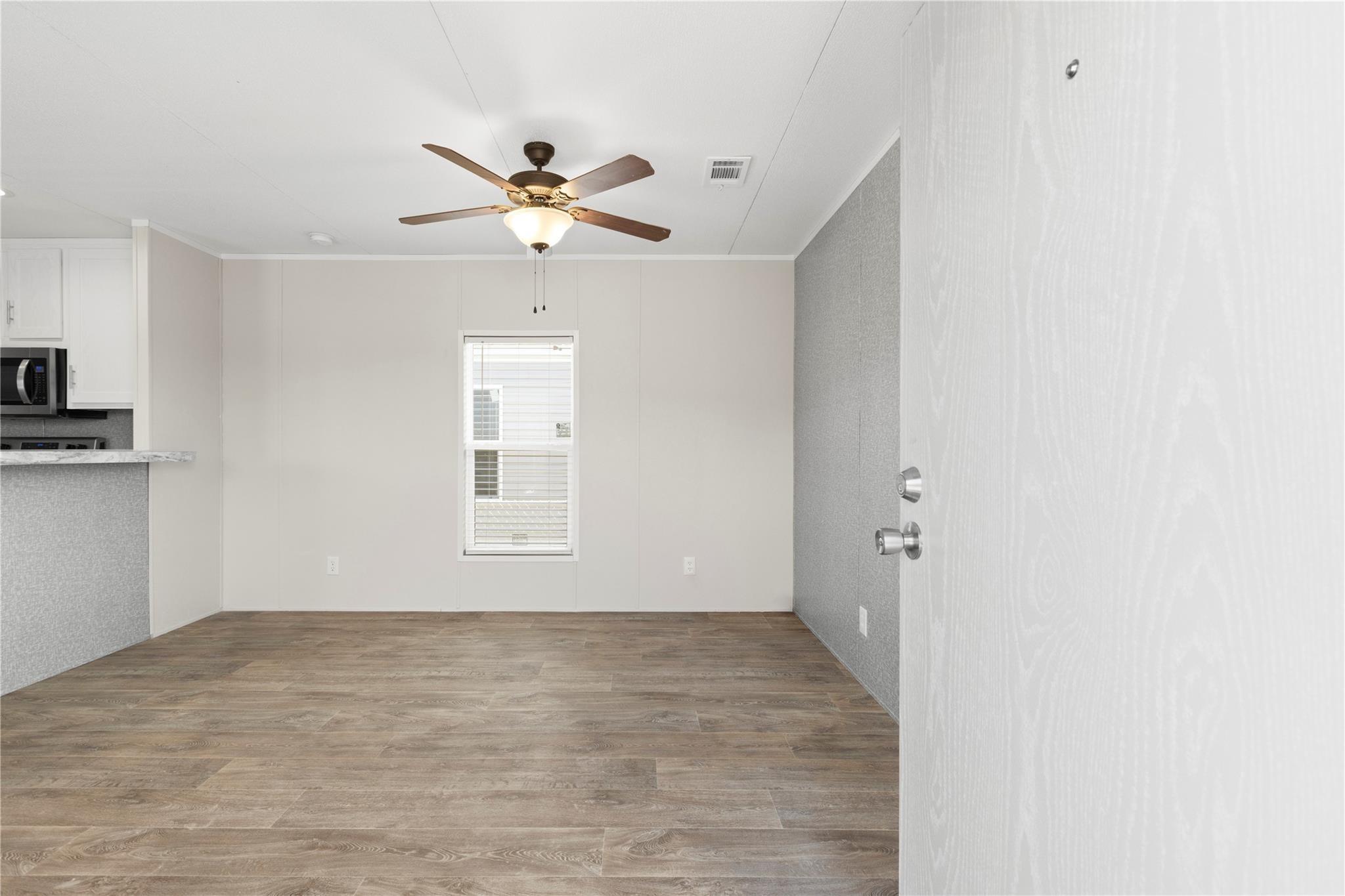 1368 Road 5800