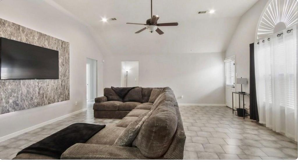 Photo of 17911 Egret Lake Way, Humble, TX 77346 (MLS # 93612297)