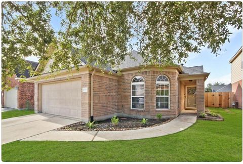 Photo of 17911 Egret Lake Way, Humble, TX 77346 (MLS # 93612297)