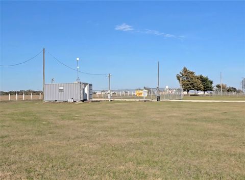 Tiny photo for 330 Whitmire Road, Madisonville, TX 77864 (MLS # 46337865)