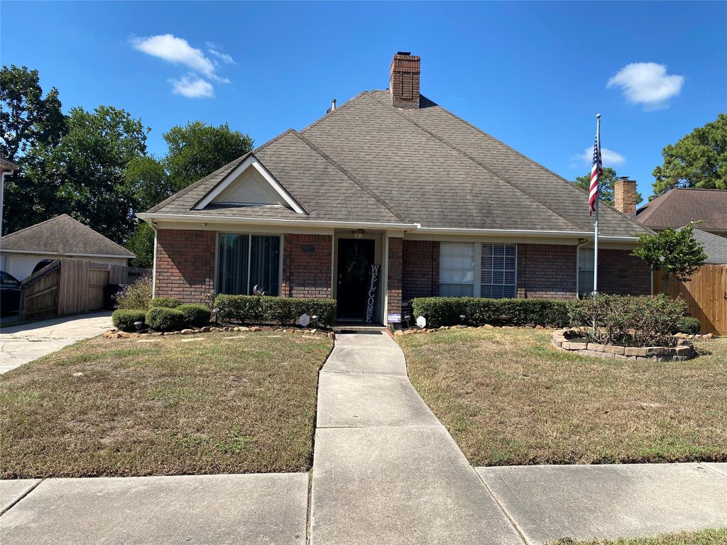 Photo of 19047 Cloyanna Lane, Humble, TX 77346 (MLS # 33132269)