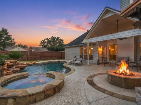 Photo of 17412 Waterview Drive, Montgomery, TX 77356 (MLS # 33042215)