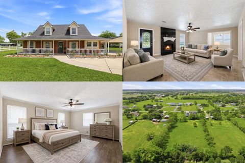 Photo of 15432 Atwood Lane, Crosby, TX 77532 (MLS # 96407685)