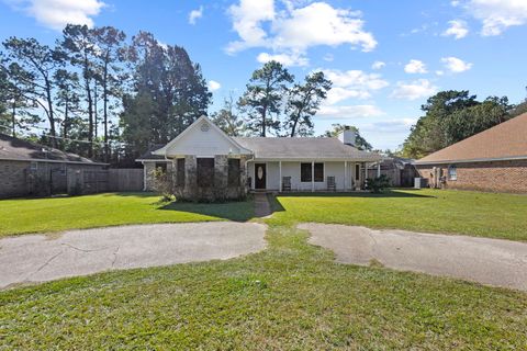 Photo of 125 Williams Road, Lumberton, TX 77657 (MLS # 16767777)