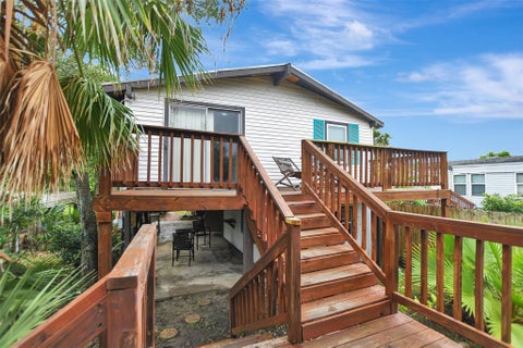 Photo of 1035 16th Street, Dickinson, TX 77539 (MLS # 16277273)
