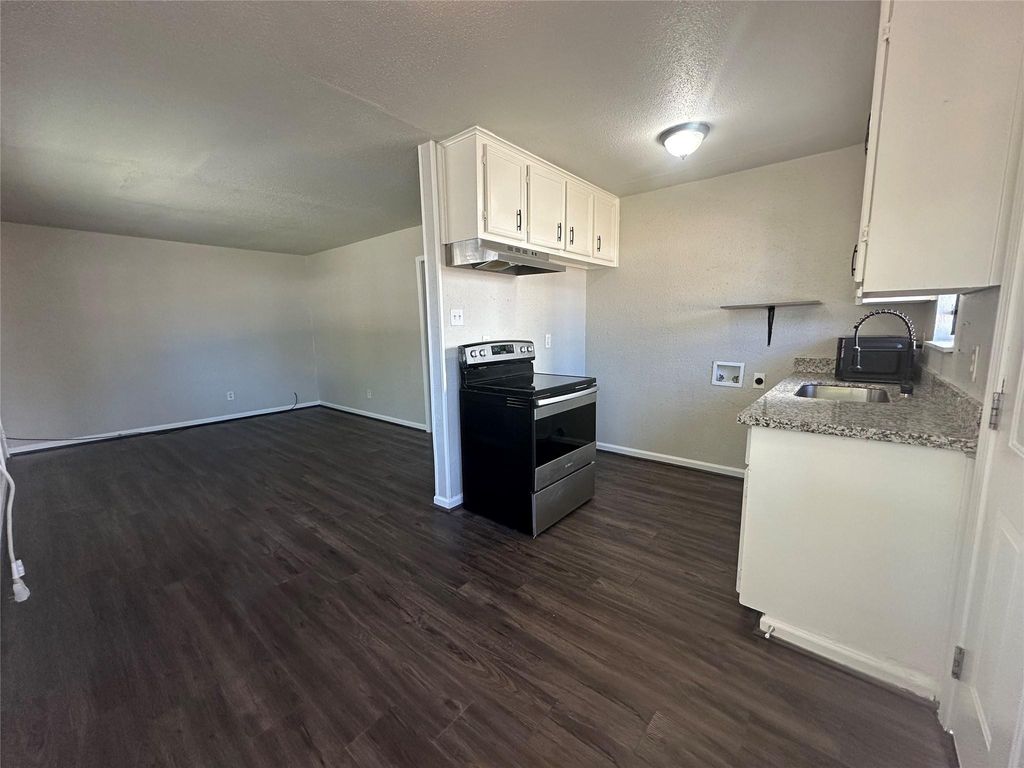 Photo of 3811 Cornell Street #B, Houston, TX 77022 (MLS # 53991531)