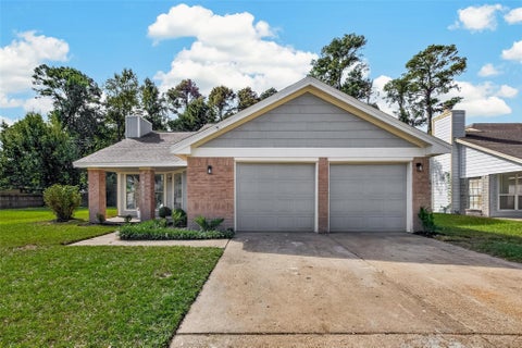 Photo of 12518 Versailles Drive, Houston, TX 77015 (MLS # 10330996)
