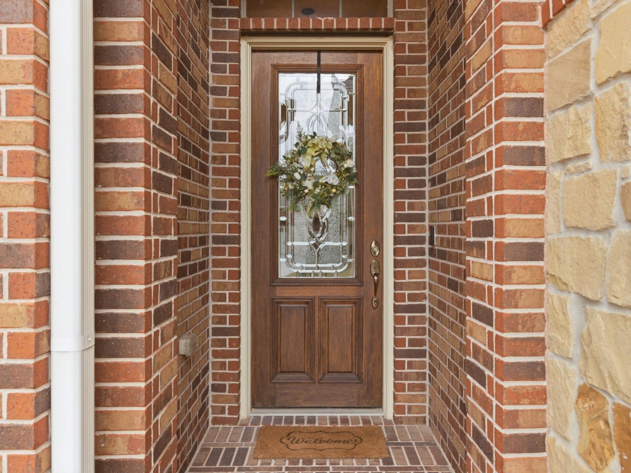 2710 King Point View Lane