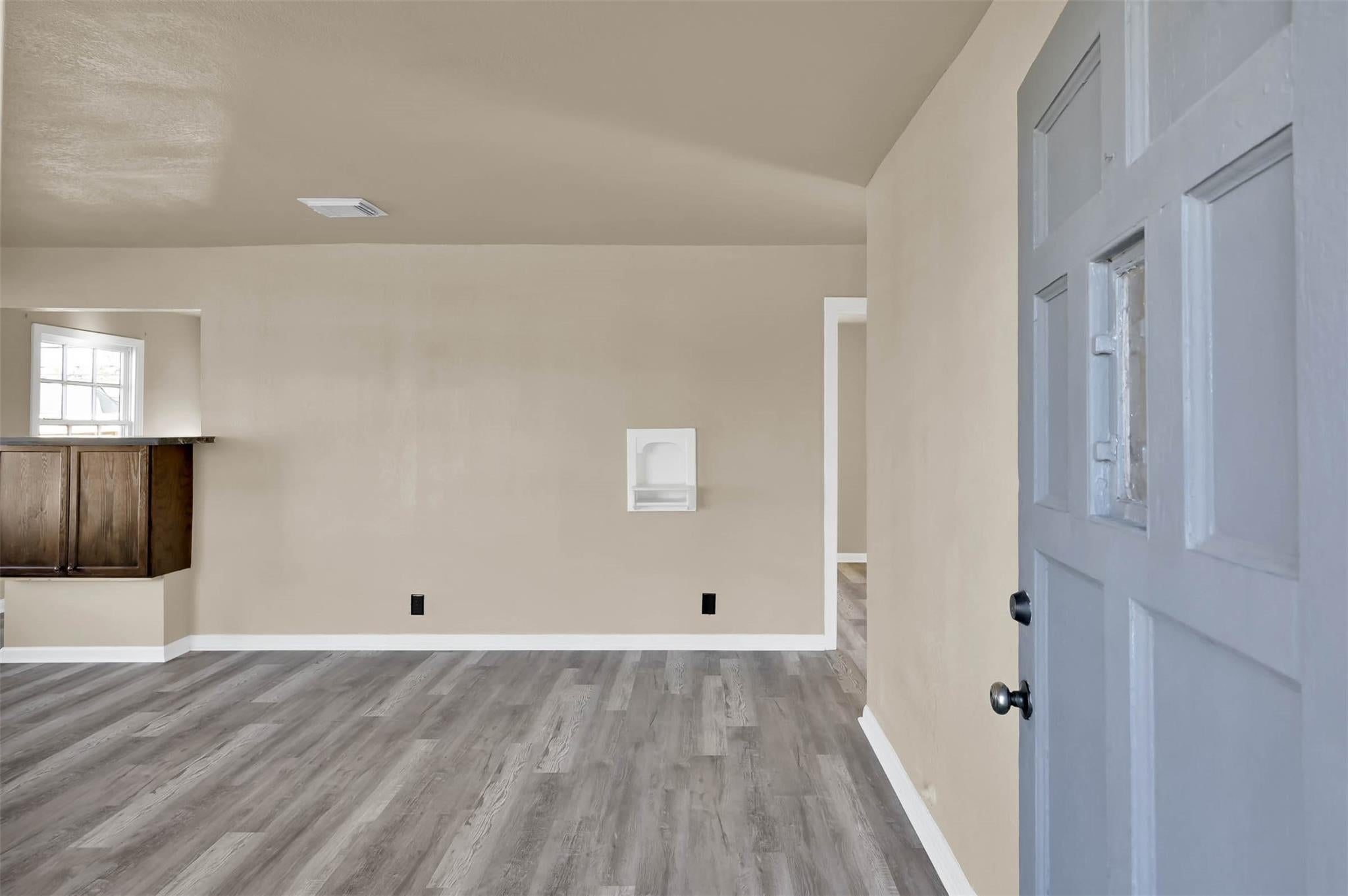 1208 Leggett Drive
