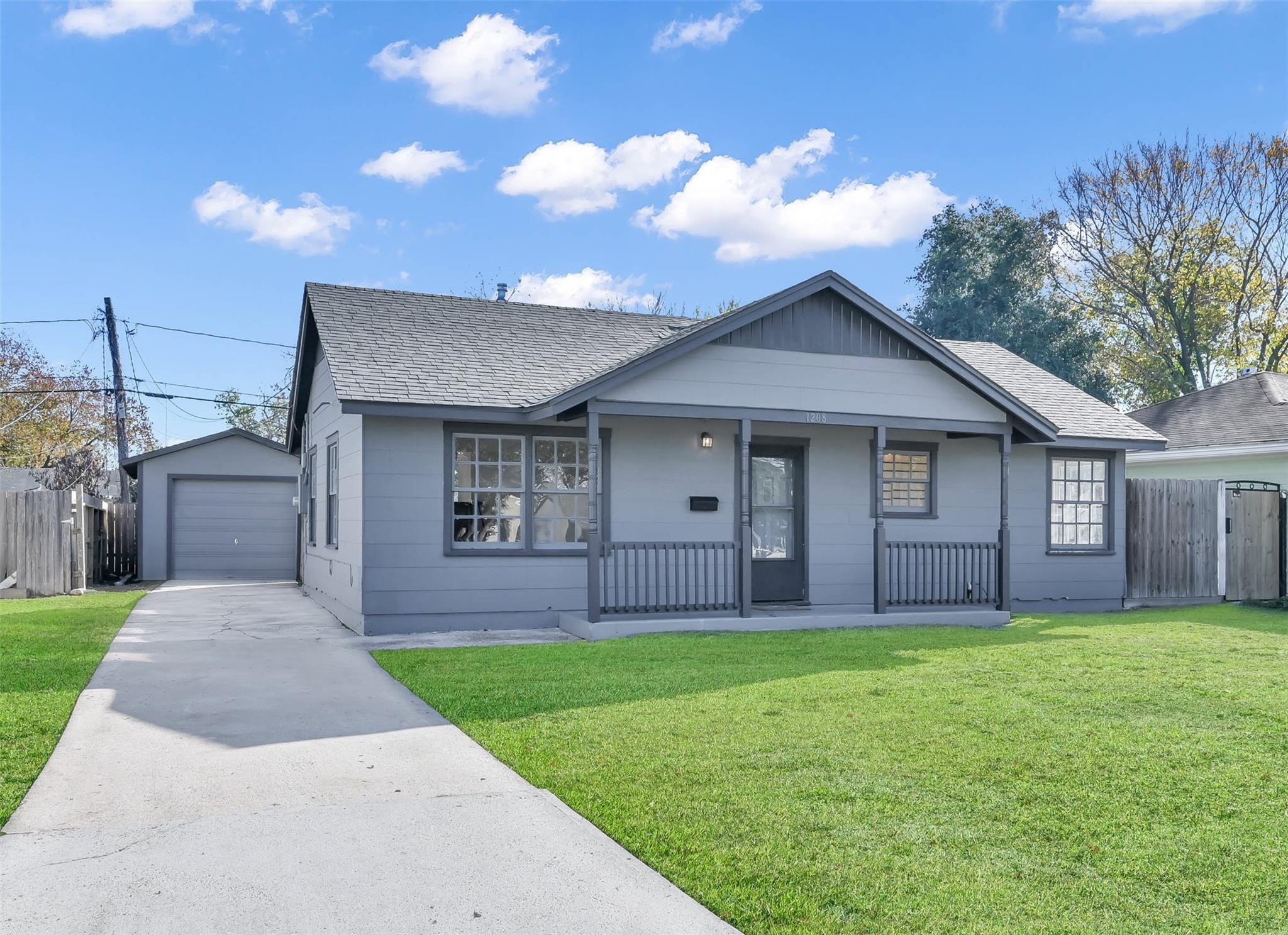 1208 Leggett Drive