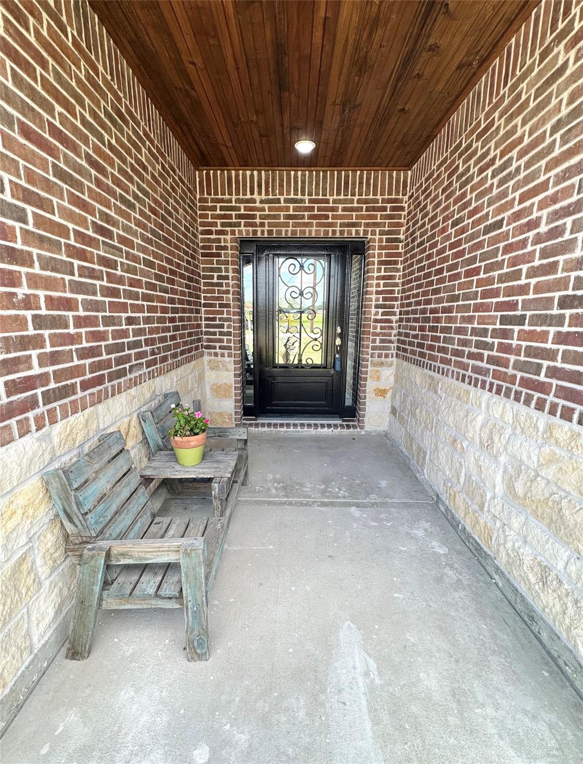 119 N 8th Street